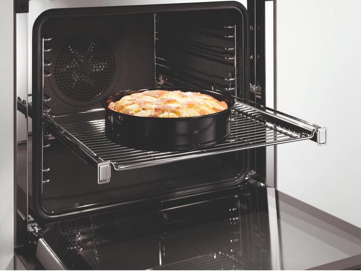Miele H2265-1B Built In Electric 60cm Stainless Steel Single Oven Telescopic Runner