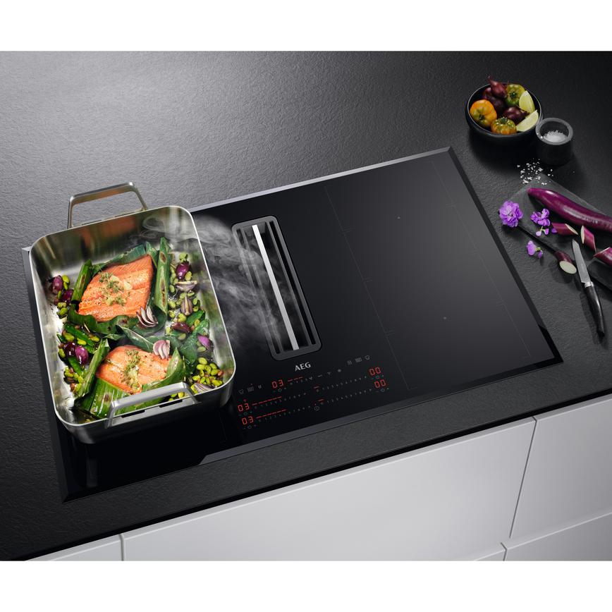 Aeg Hob With Integrated Extractor Lifestyle