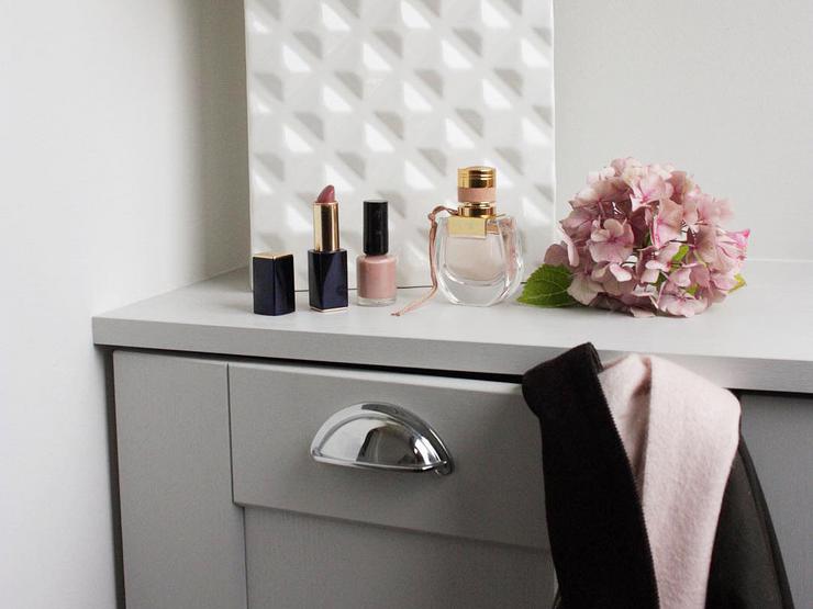 @littlebitofdovegrey - Burford Grey