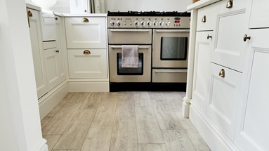 Country footing Martin and Shirlie Kemp