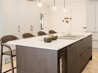 Cheryl's kitchen with dark oak island