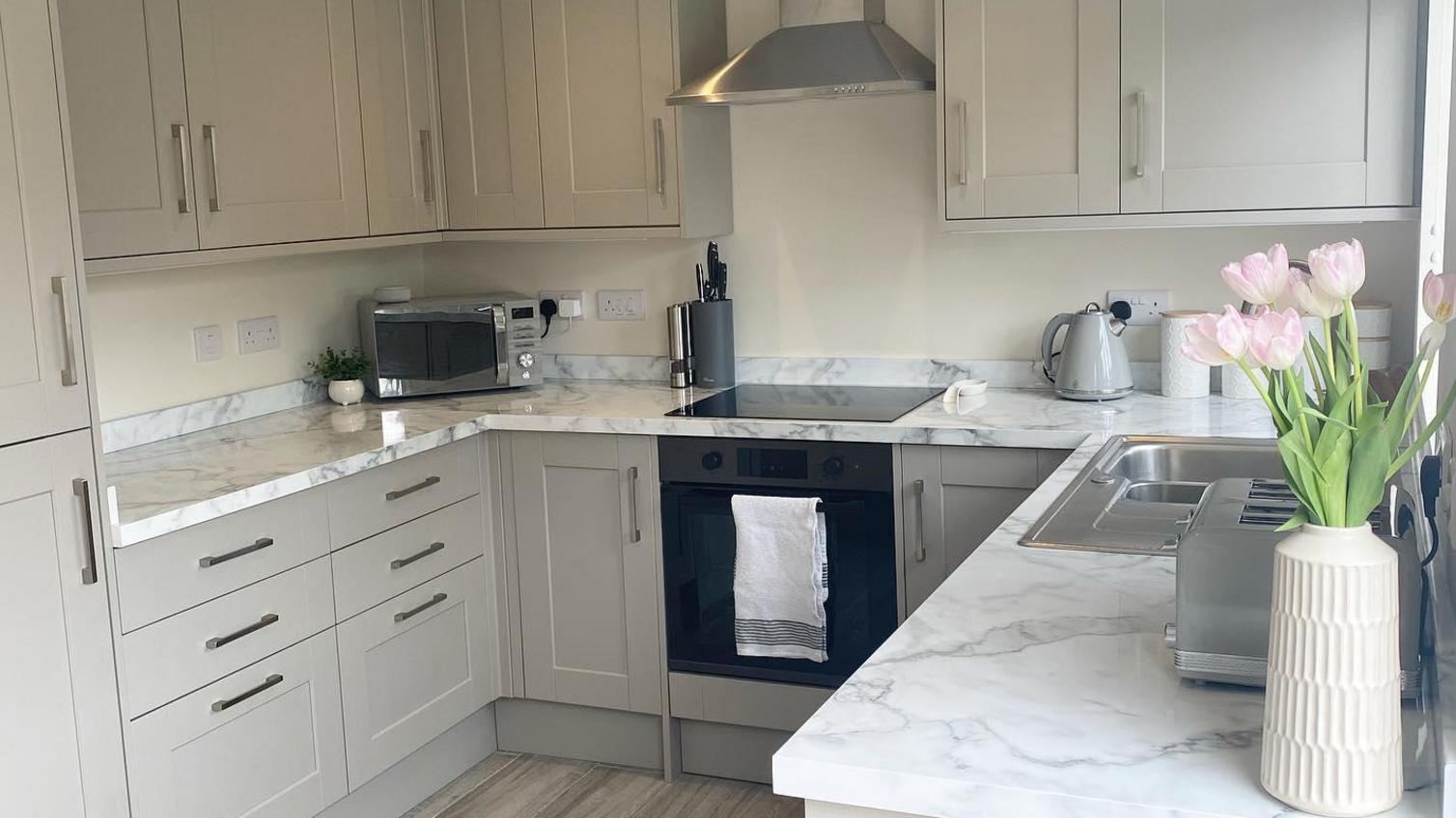 Pebble Kitchen Ideas Pebble Kitchen Design Ideas Howdens