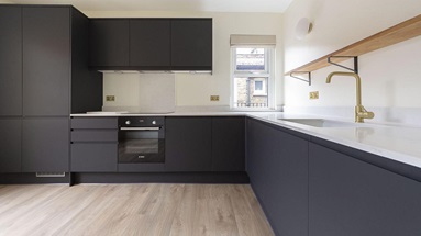 Clerkenwell Super Matt Charcoal handleless kitchen makeover
