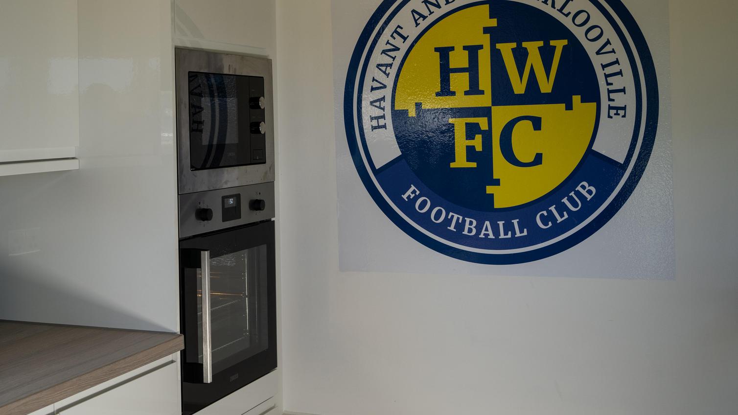 The new cooking facilities at Hawks Community Youth FC thanks to the Game Changer Programme from Howdens
