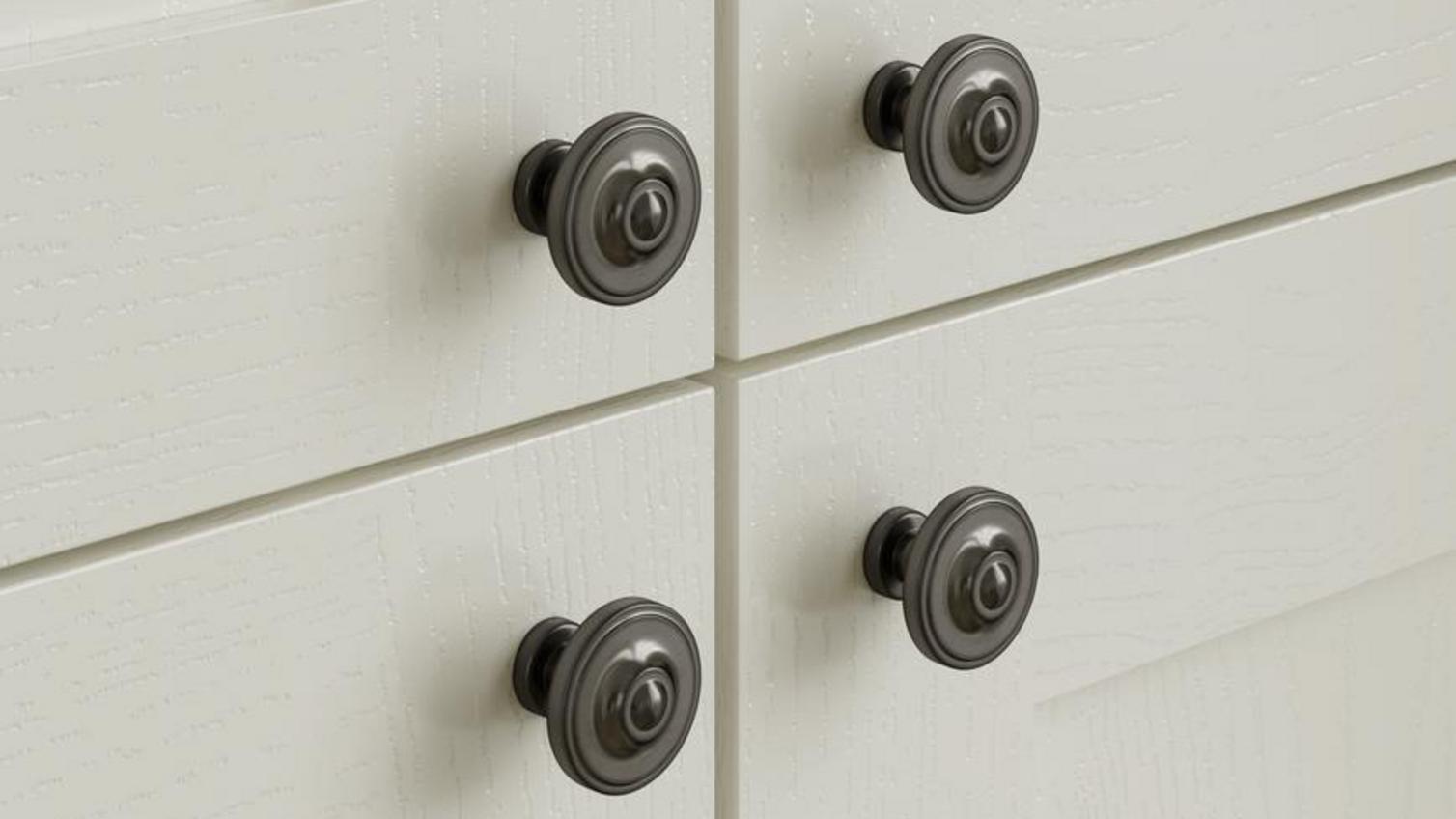 Howdens cabinets with metallic Courtier handles
