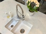 Undermount sink