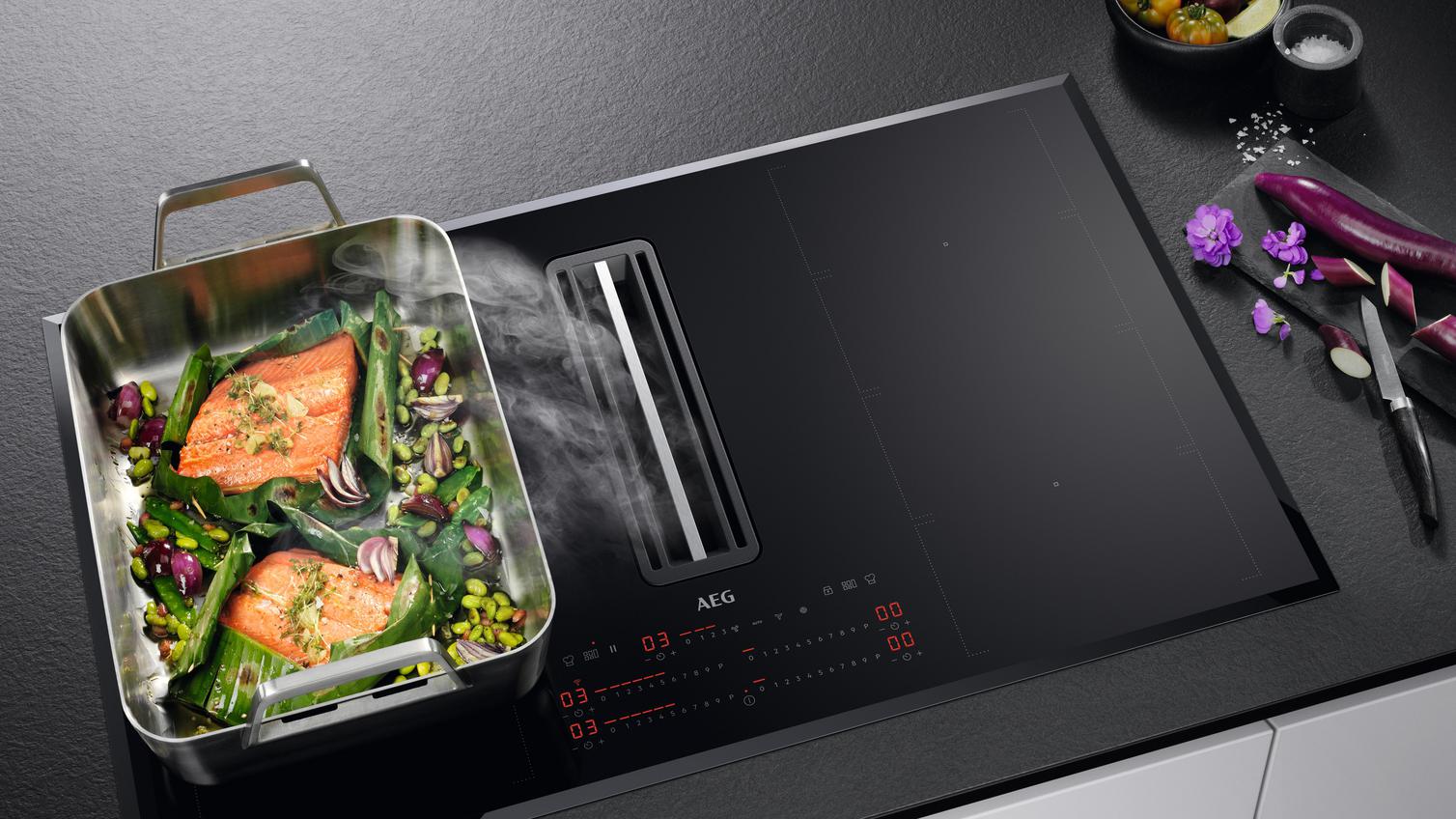 Aeg Hob With Integrated Extractor Lifestyle