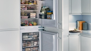 Lamona Integrated 50/50 Frost Free Fridge Freezer