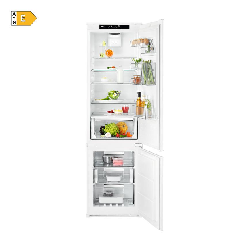 AEG SCK819E5TS Integrated 70/30 White Fridge Freezer Cut Out with Energy Rating
