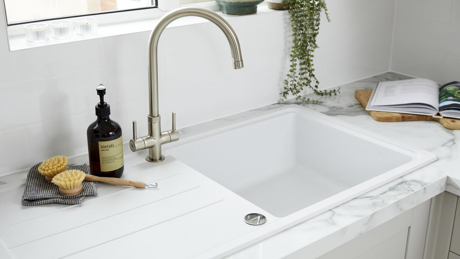 Single Bowl White Composite Kitchen Sink Lifestyle