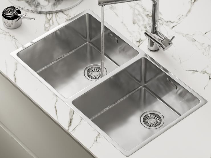 Franke Maris double bowl sink detail