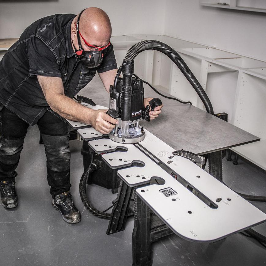 Trend 950mm Worktop Jig in use with Router