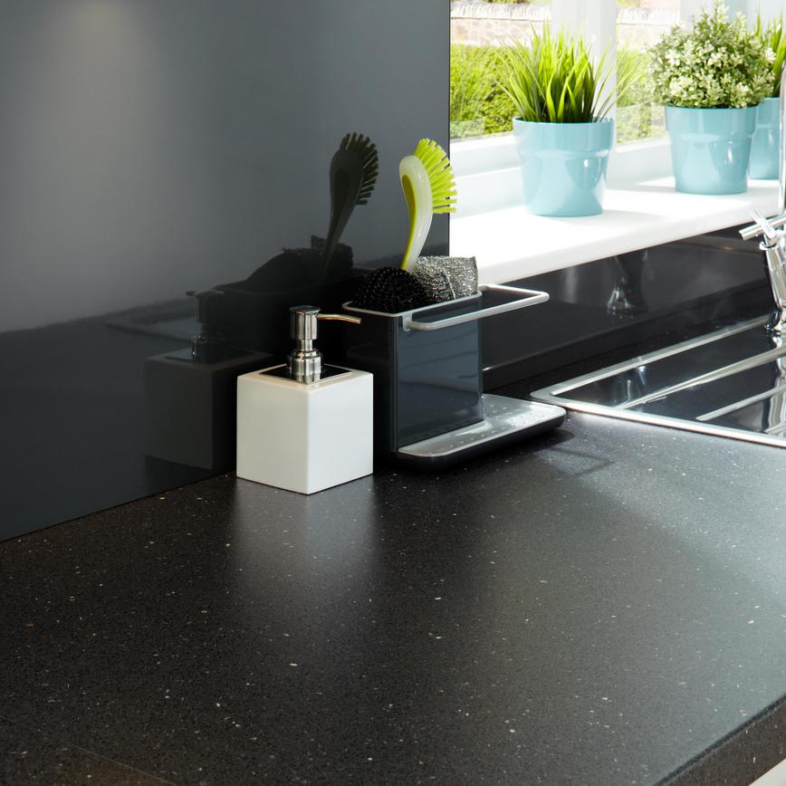 Howdens 3m x 38mm Quartzstone White Full Bullnose Laminate Worktop