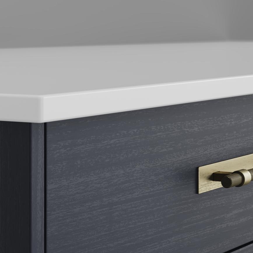 Iconic White Quartz 20mm Double Pencil Worktop