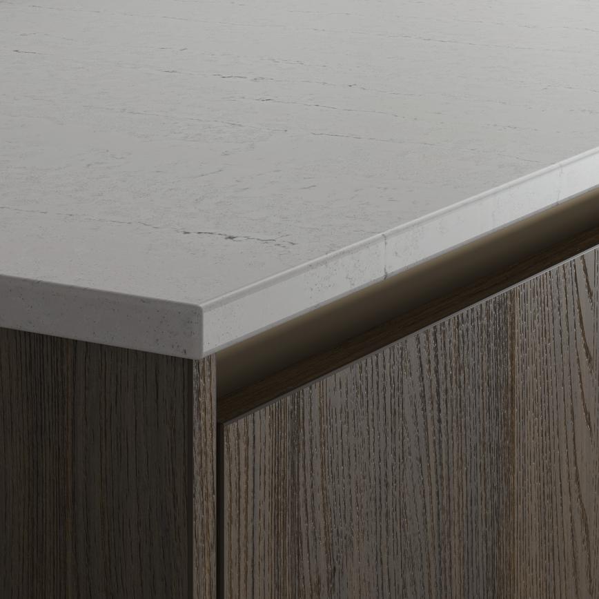 Earthic Raw A Quartz Corner Pencil Profile