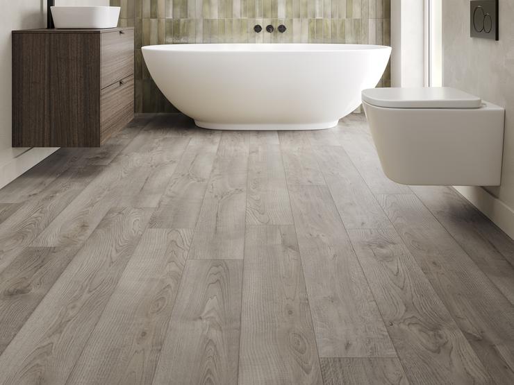 O&G Truffled Oak 12mm Laminate Bathroom