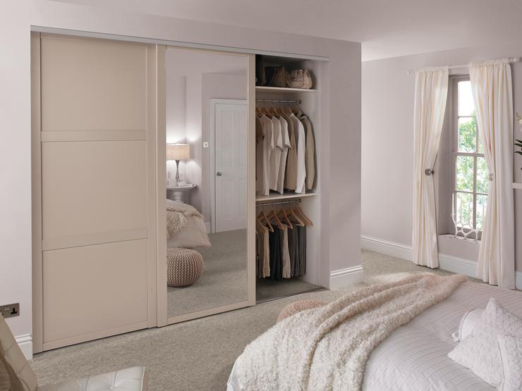 Cashmere Shaker panel and mirror