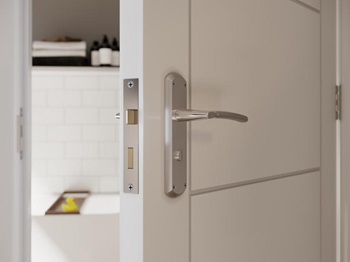 Pre-finished Linear Smooth 2'6" Internal Moulded Door