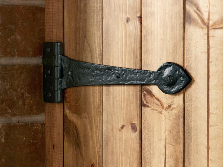 11" Antique Black Tee Hinge