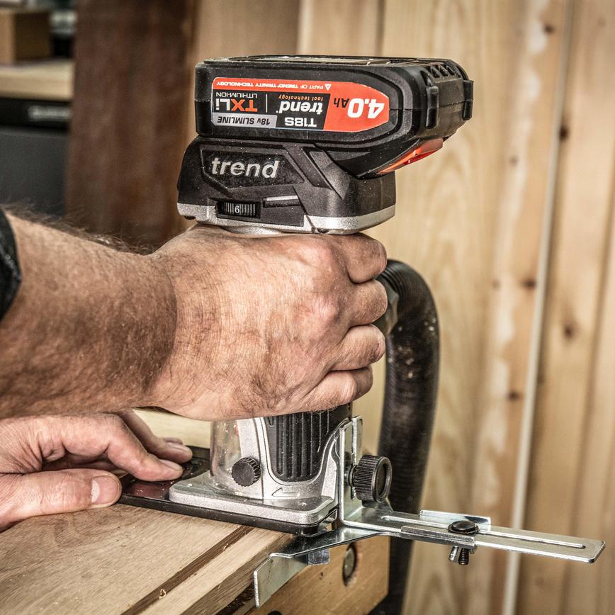 Trend 1/4 12.7x31.8mm Straight Cutter in use