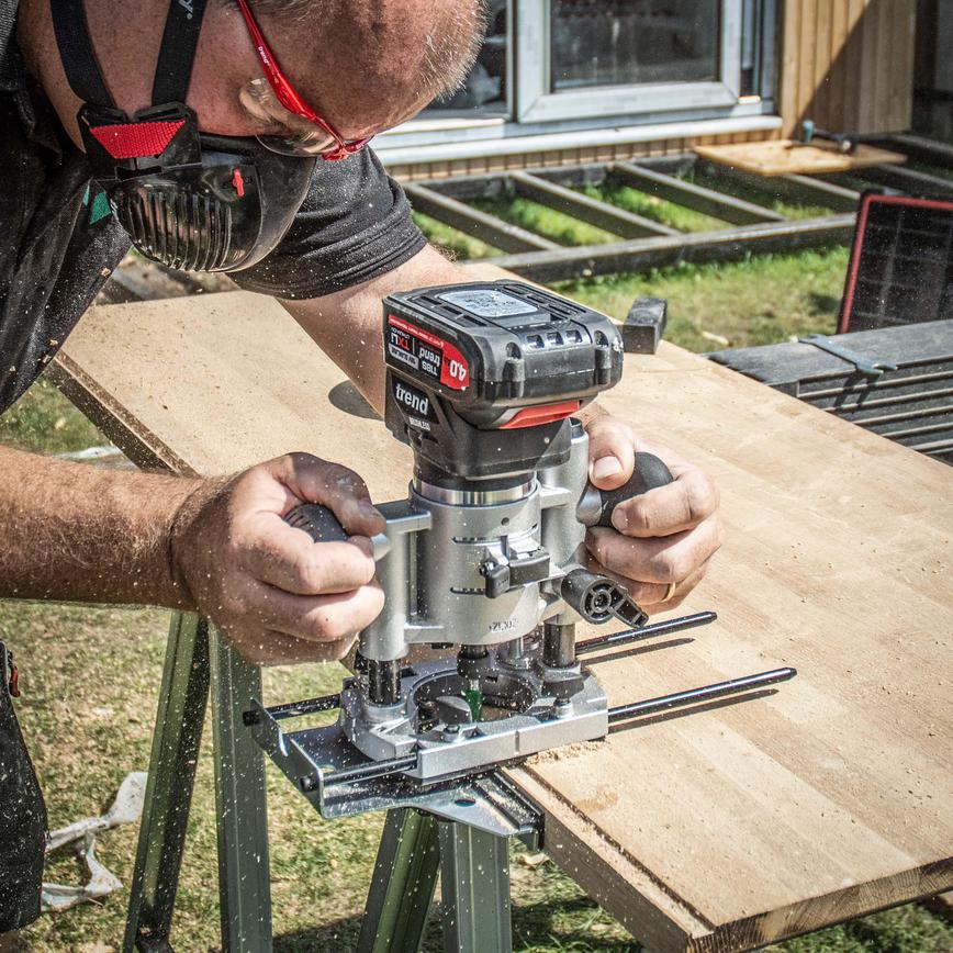 Trend 1/4 12.7x31.8mm Straight Cutter in use wide view