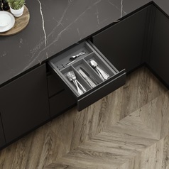 400mm Moulded Anthracite Tray