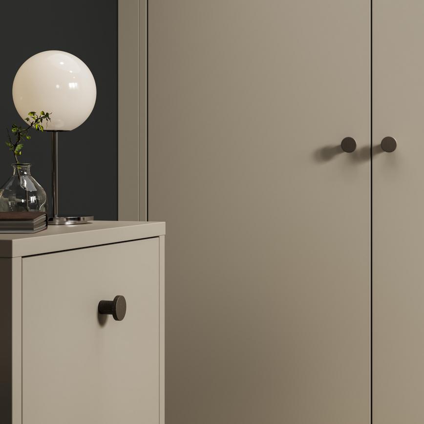 Reed Lacquered Dark Oak Classic Round Cupboard Door Knob 33mm