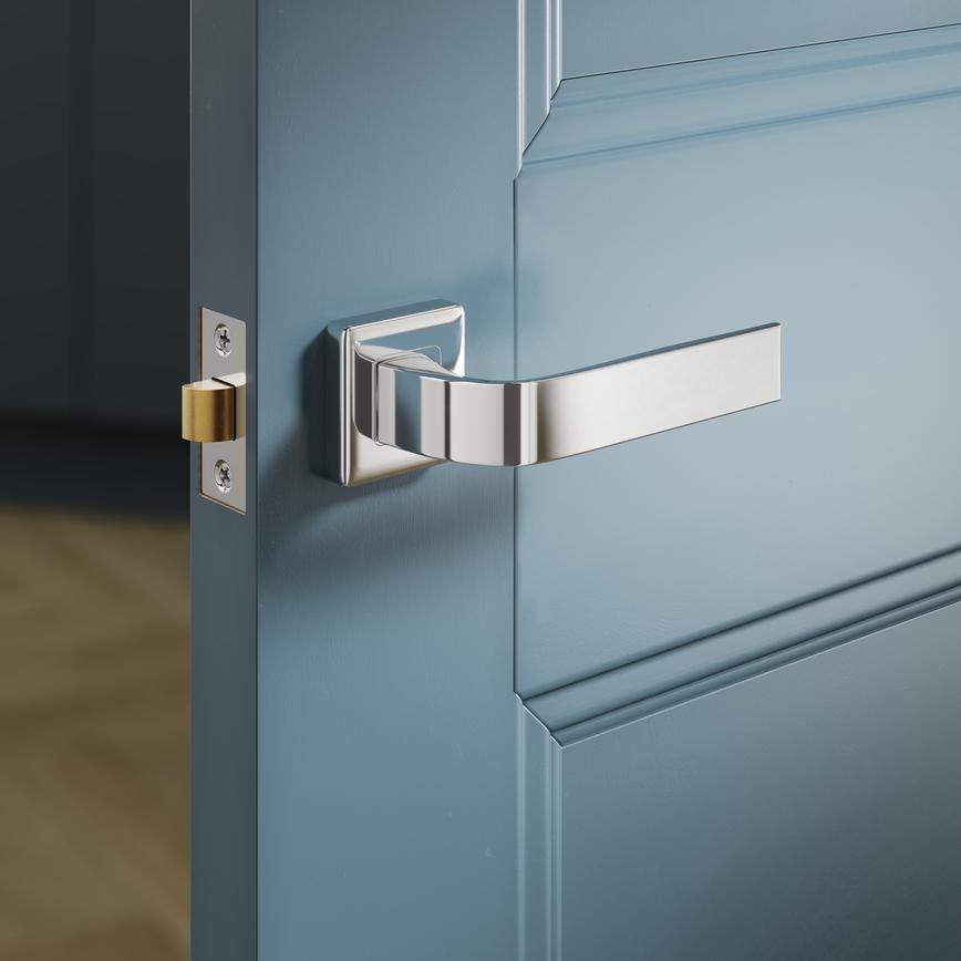 Manet LORSQ Polished Chrome Situational