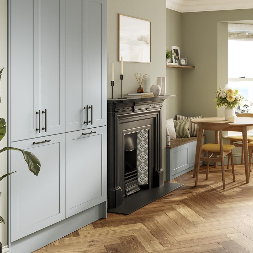 Frome Mist Additional Set Shot View