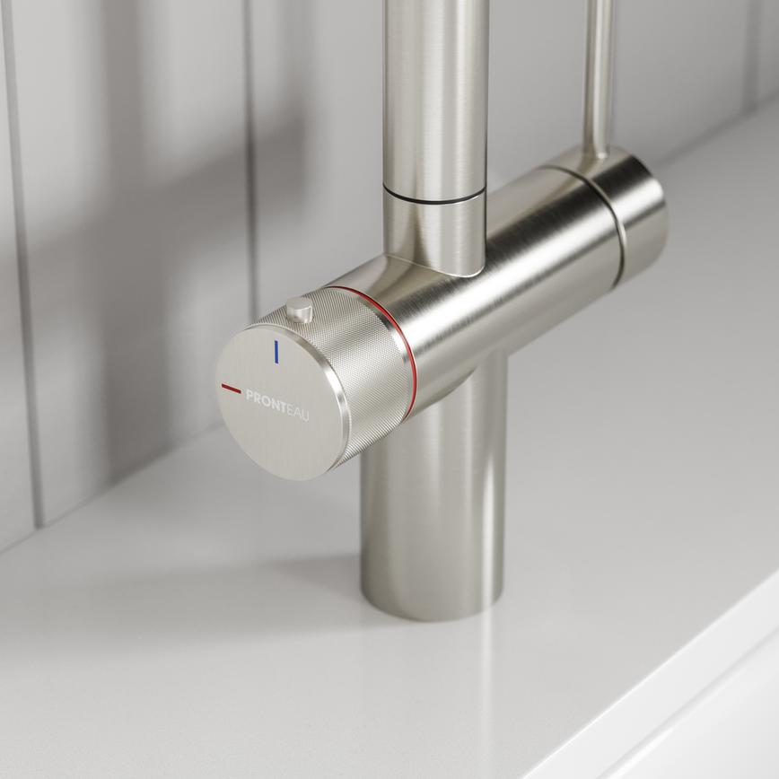 Pronteau Finox Single Lever Close Up