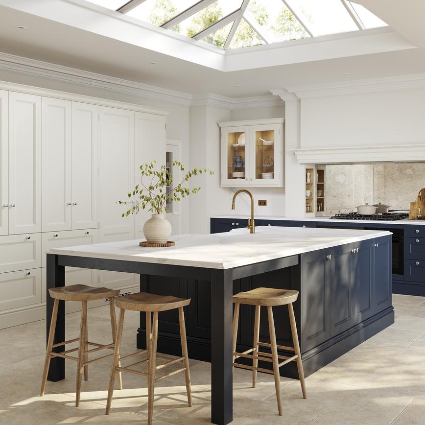 Elmbridge Navy & Porcelain  Portrait Alt Set Shot