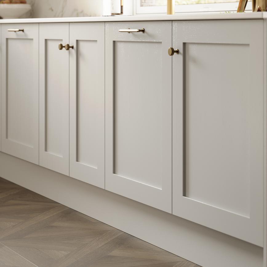 Chilcomb Dove Grey & Laguna Blue Bank Of Frontals