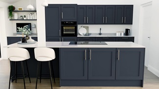 Chilcomb Navy EKES Island Main Set Shot