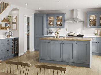 Chilcomb Dusk Blue In-Frame Main Set Shot