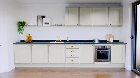 Chilcomb Inframe Porcelain Single Wall Kitchen