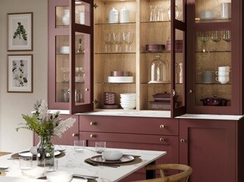 The Studio Chilcomb Garnet Red Cameo