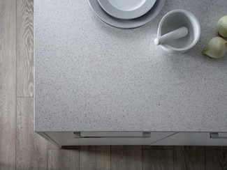 White Mirror Chip Quartz worktop