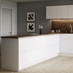 Greenwich White Smooth Handleless cooking area
