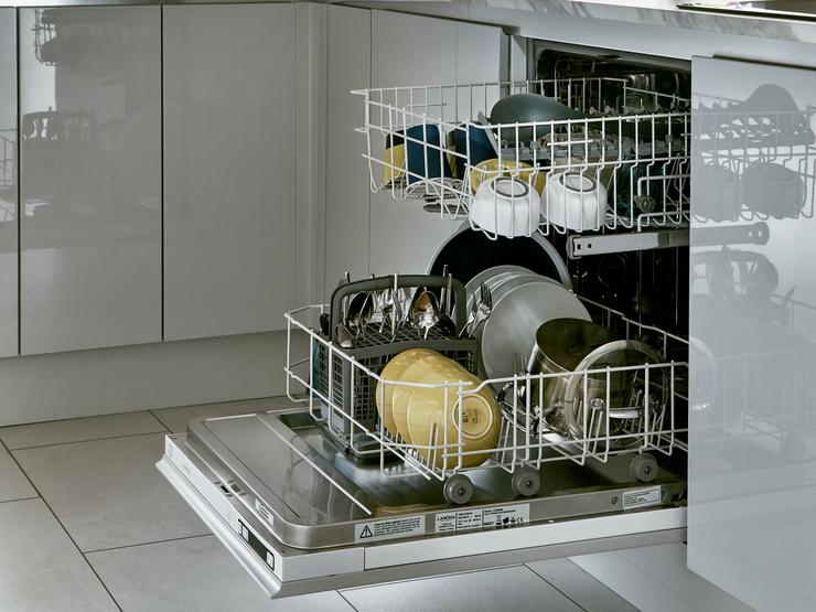 Lamona Fully Integrated Dishwasher