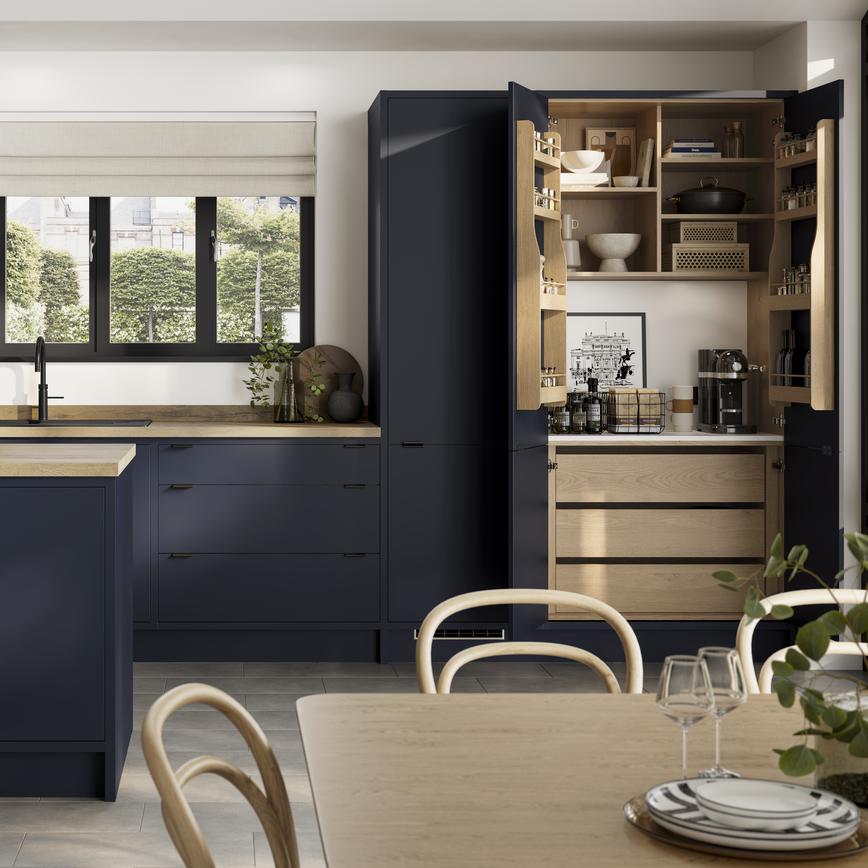 Movie Thumbnail Hockley Super Matt Navy Inframe.