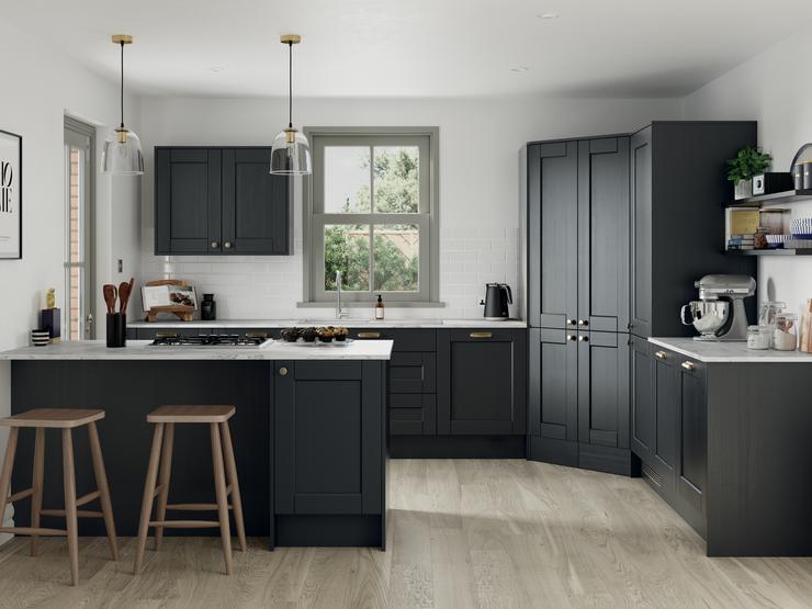 Make a statement with the bold hue of this charcoal Shaker-style door, which is 19mm thick and has a wood grain effect finish