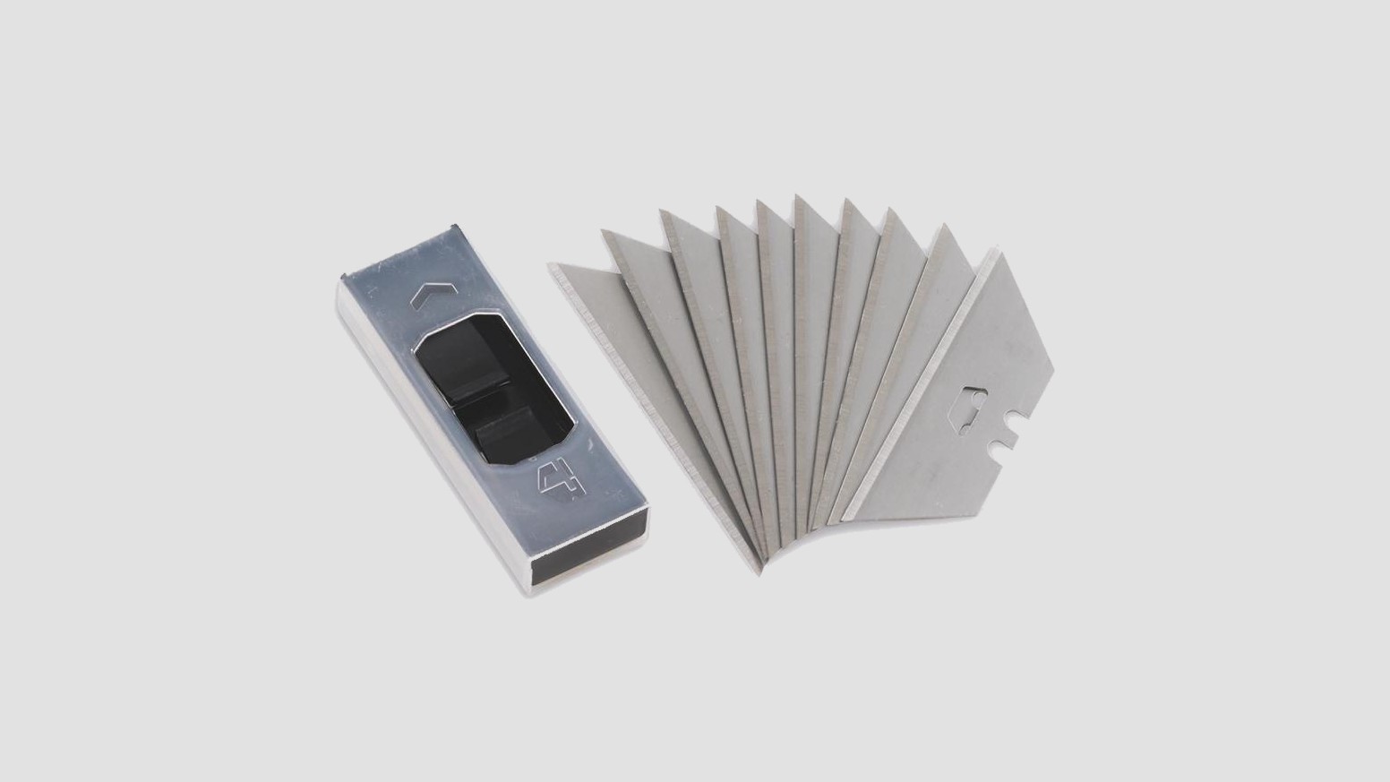 ToughBuilt Straight Utility Knife Blades Pack of 30