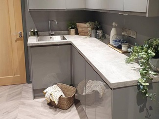 oldandtired_to_chicandinspired