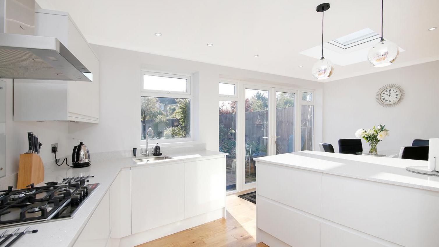 frontline_construction