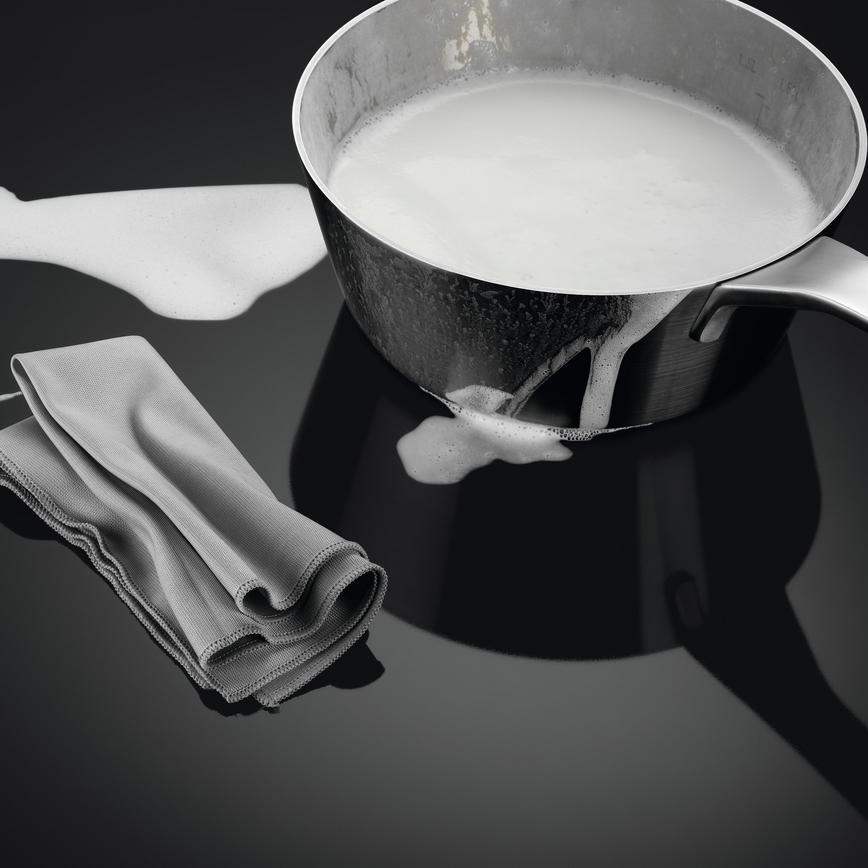  AEG 6000 68cm Bridge Vented Induction Hob In Use