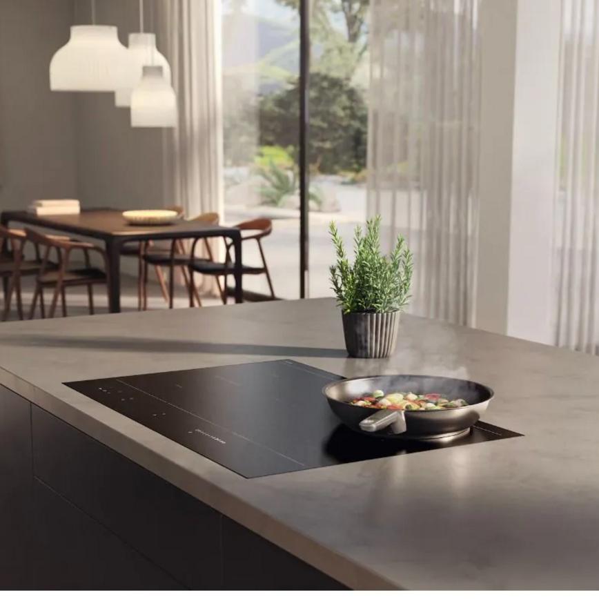 Miele Matt Blk 80cm 6 Zone Flex Ind Hob In Use