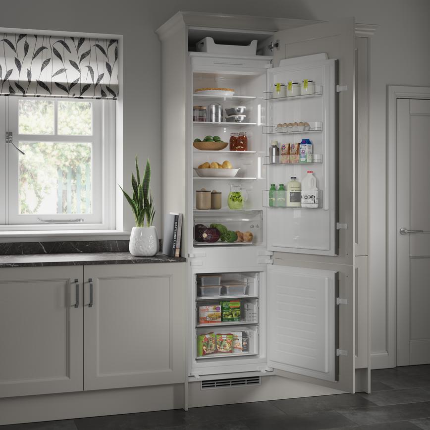 Bosch Series 2 KIN96NSE0G Integrated 40/60 White Extra Tall Fridge Freezer