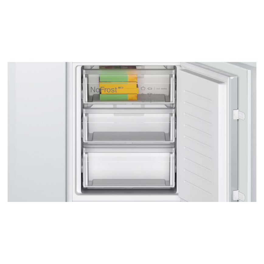 Bosch Series 2 KIN86NSE0G Built In 60x40 White Fridge Freezer Freezer Drawers