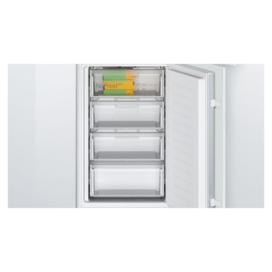 Bosch Series 2 KIN85NSE0G Built In 50/50 White Fridge Freezer Drawers