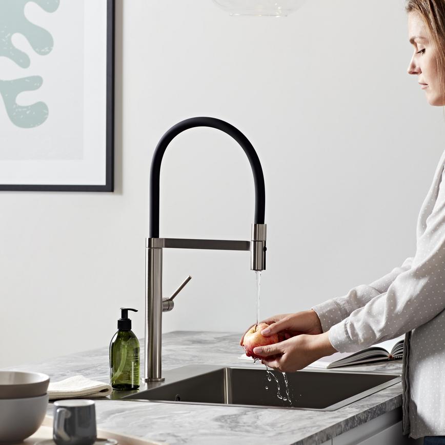 Blackwater Brushed Nickel Swan Neck Pull Out Tap In Use